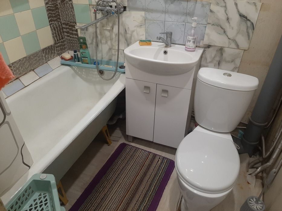 Срочно продам 1,5 ул. Утепова 33(улуч.)!