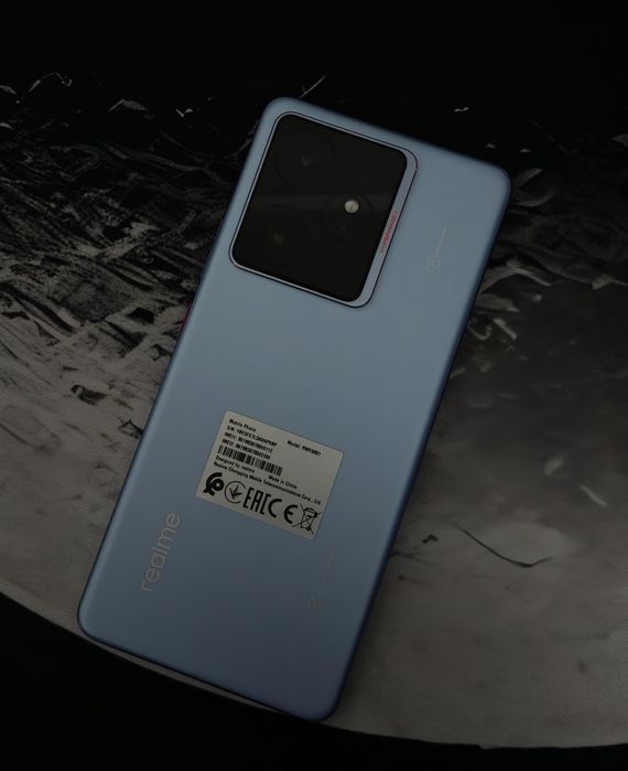 Смартфон Realme GT7 12/256Гб