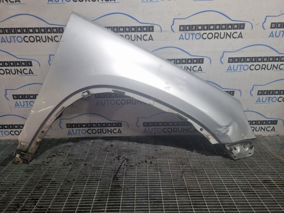 Aripa Dreapta Fata Volkswagen Tiguan 5N 2007 - 2011 4 Usi ARGINTIU (1154) LOVIT