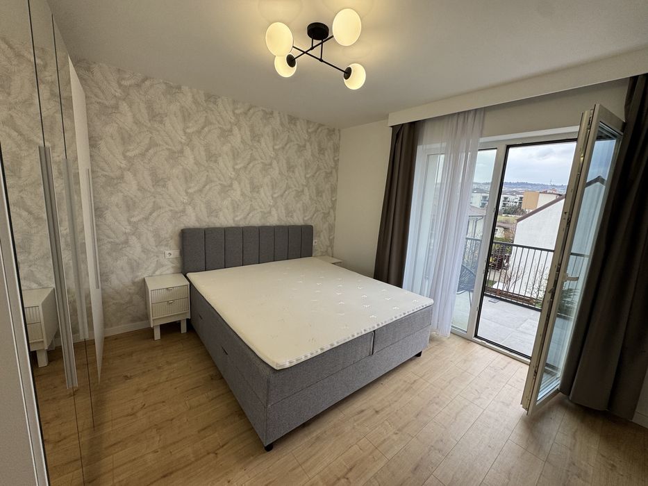 Apartament 3 camere, zona Europa, prima inchiriere
