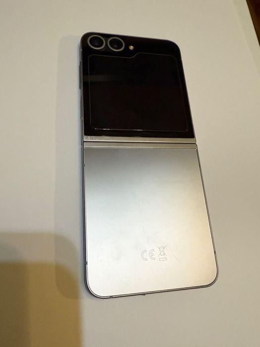 Samsung flip 6 256g gri