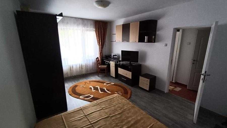 Inchiriez garnoniera comfort 1 in zona Ozana