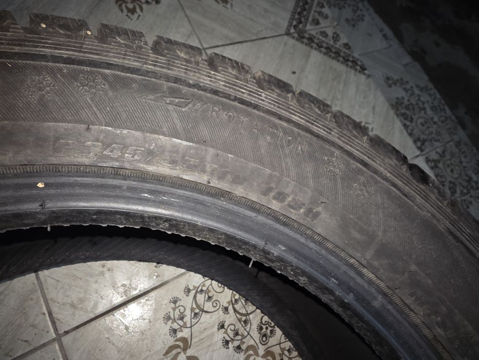 Продам Шины зимние