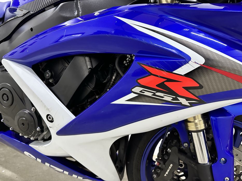 Suzuki Gsx-R600, K8.
