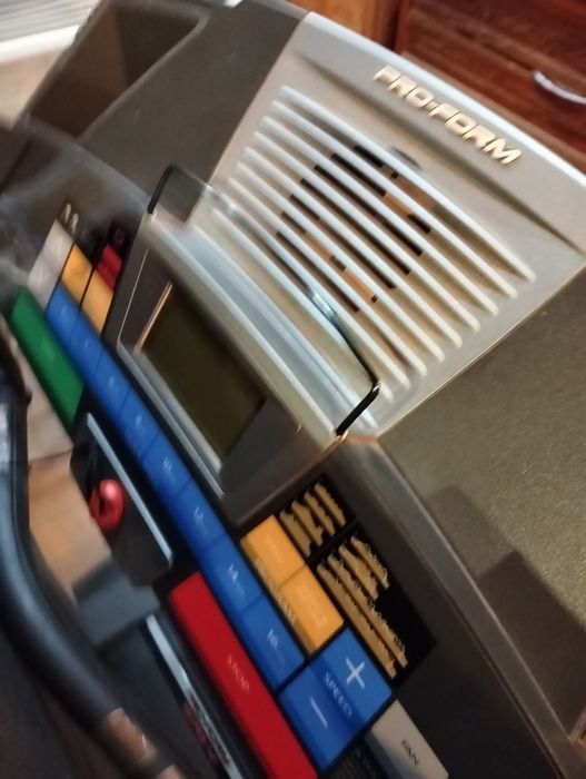 Продам беговую дорожку(USA)