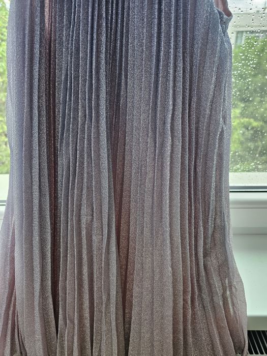 Vând rochie H&M pentru 9 10 ani