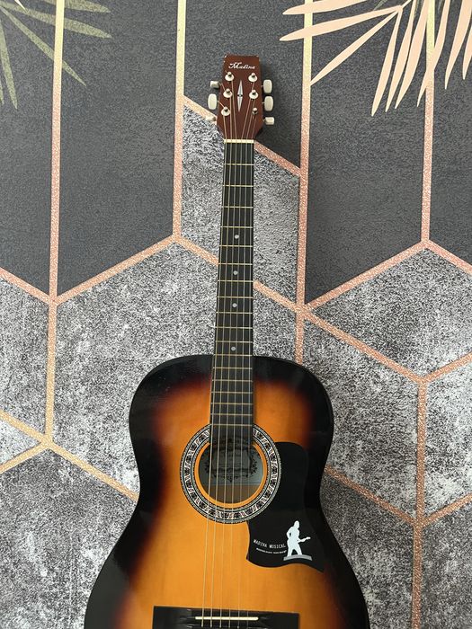 гитара аккустика