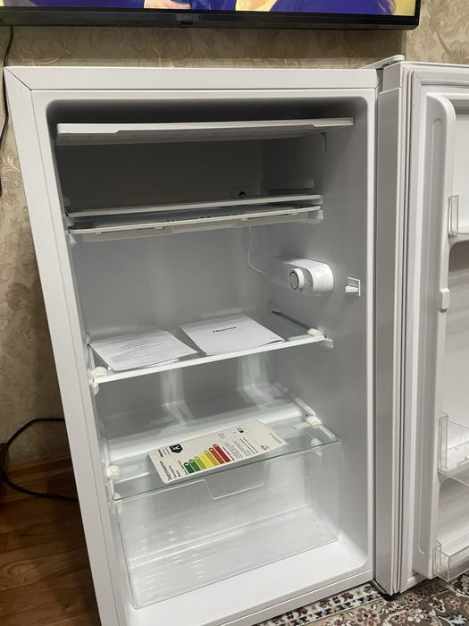 Холодильник Hisense новый