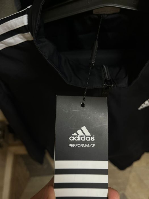 Продается двойка адидас