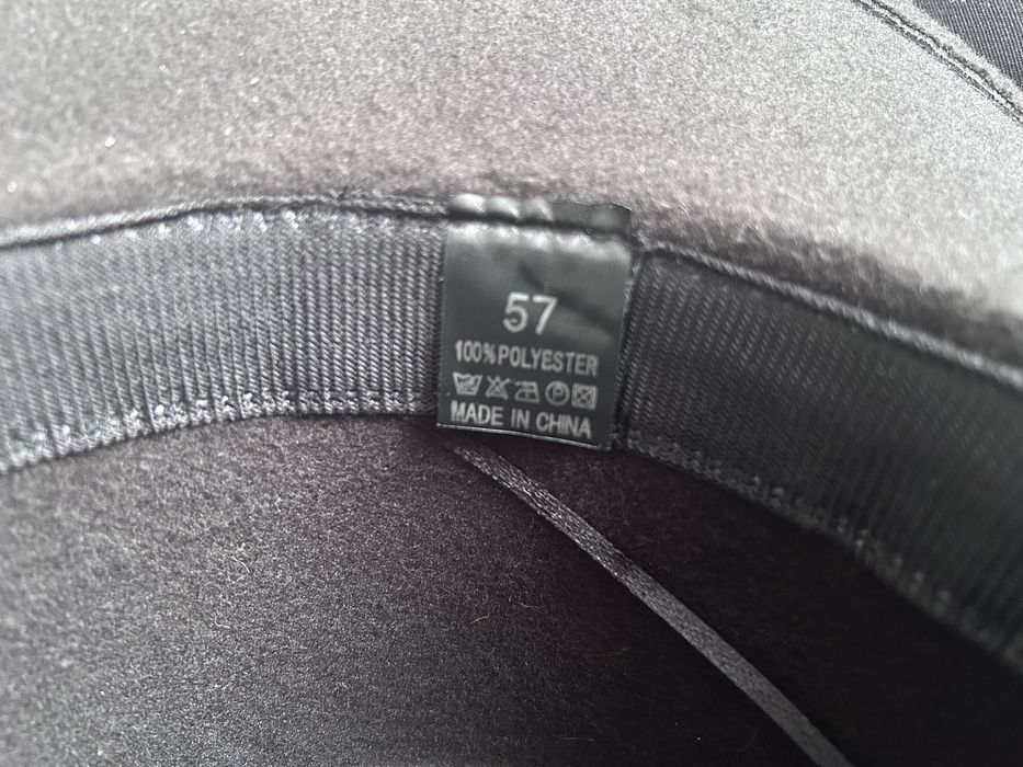 Продам 2 шляпы черного цвета