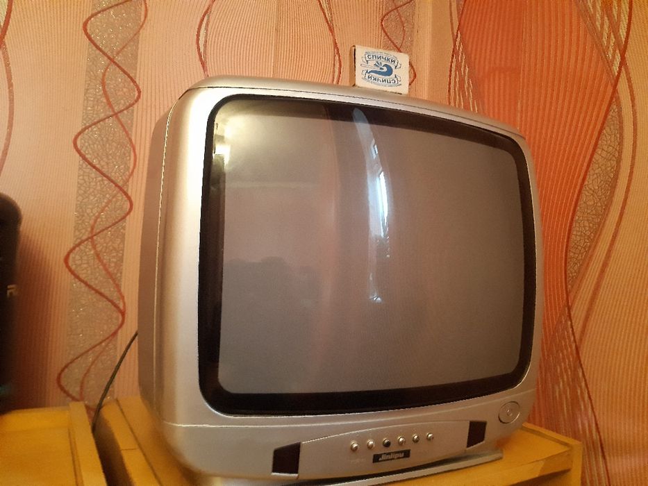 Продается телевизор