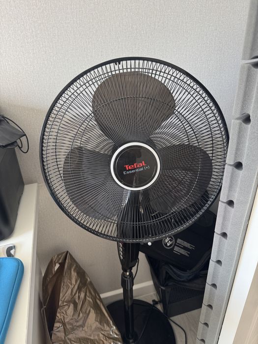 Вентелятор tefal essential +  с пультом