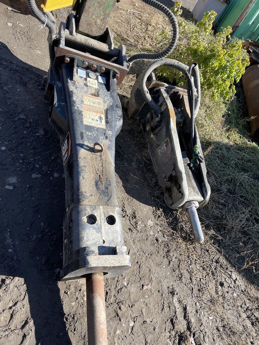 Экскаватор. Эксковатор. Гидромолот. Услуги. Есть гидромолот!