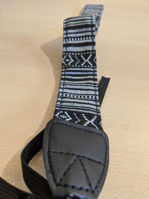 Curea de umăr DSLR cu motive tradiționale