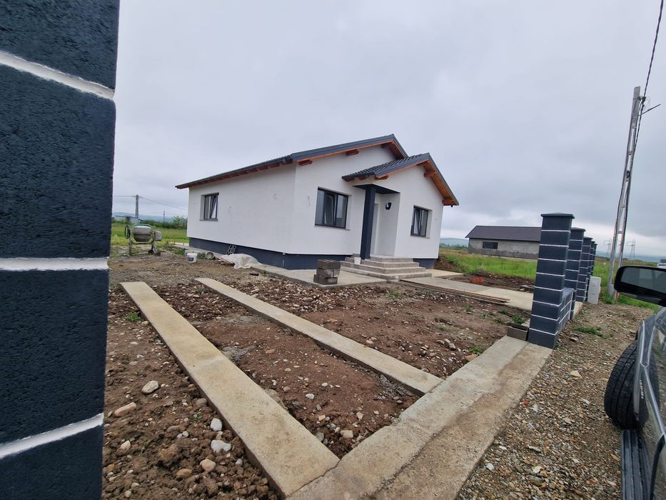 Casa de vânzare oshorhei/fughiu