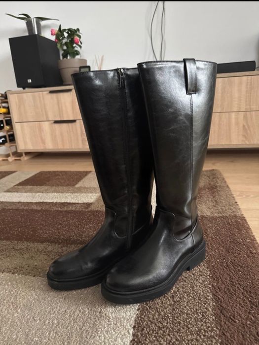 Cizme Jenny pana la genunchi