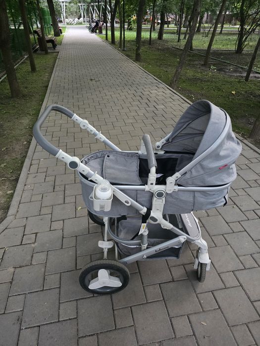 Продам коляску 2 в 1, люлька и прогулочная