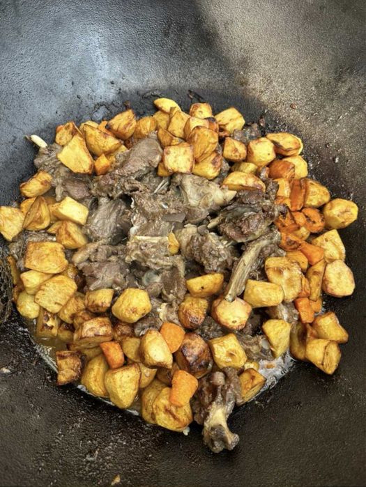 Аренда Казаны 100 л. Шампура. Газ горелка.