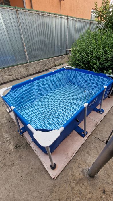 Бассейн intex 220×150×60