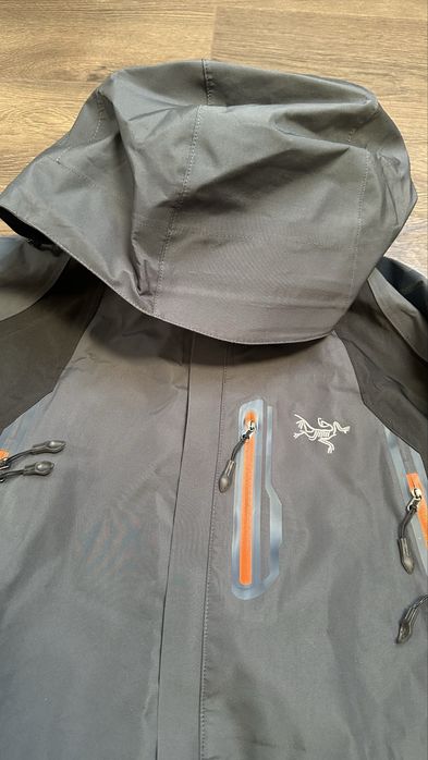 Geaca Hardshell Arc’teryx