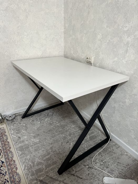 Срочно продам рабочий стол