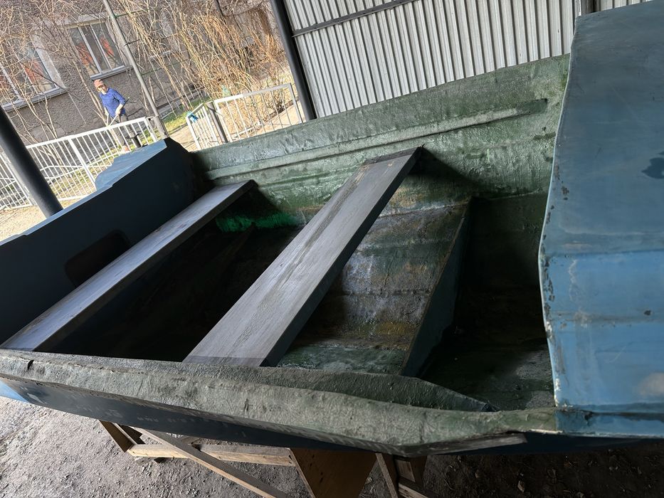 Продам баркас (катер)