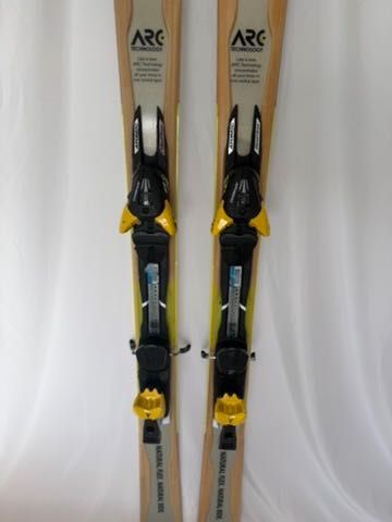 Ski Schiuri carve / all-mountain Atomic Nomad Blackeye Ti 174 cm
