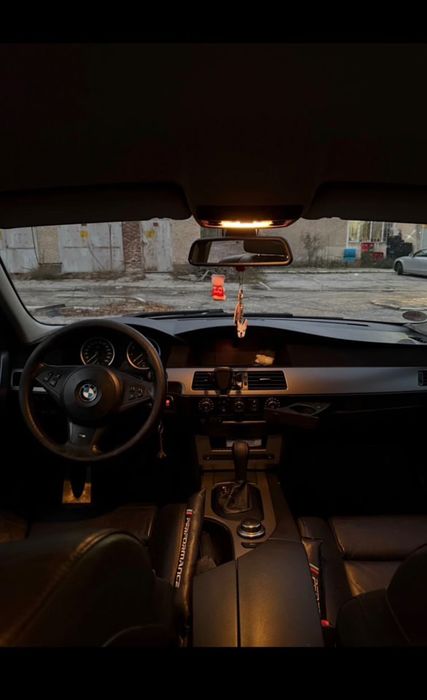 ПРОДАВАМ!!! bmw E60 525