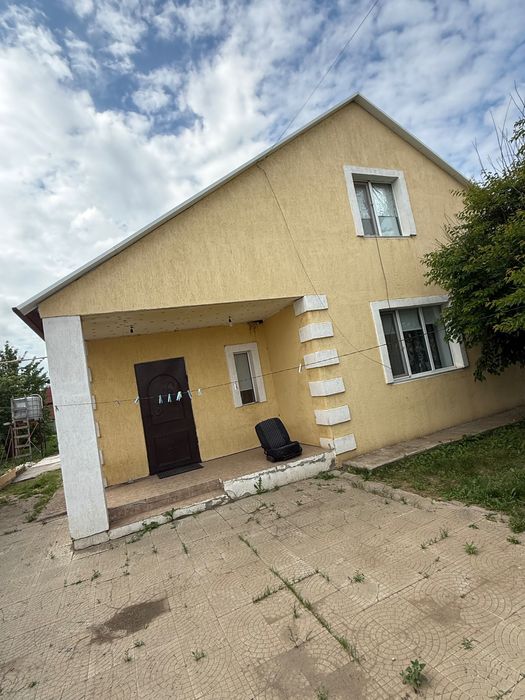 Дом, с мансардой, 10 соток