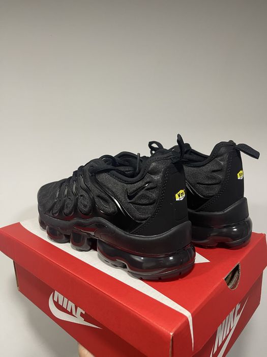 Nike Vapor Max Plus Black