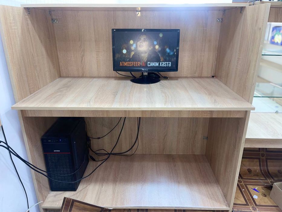 Polka magazin uchun bez kompyuter