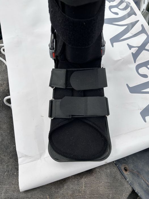 Ортез на голеностопный сустав