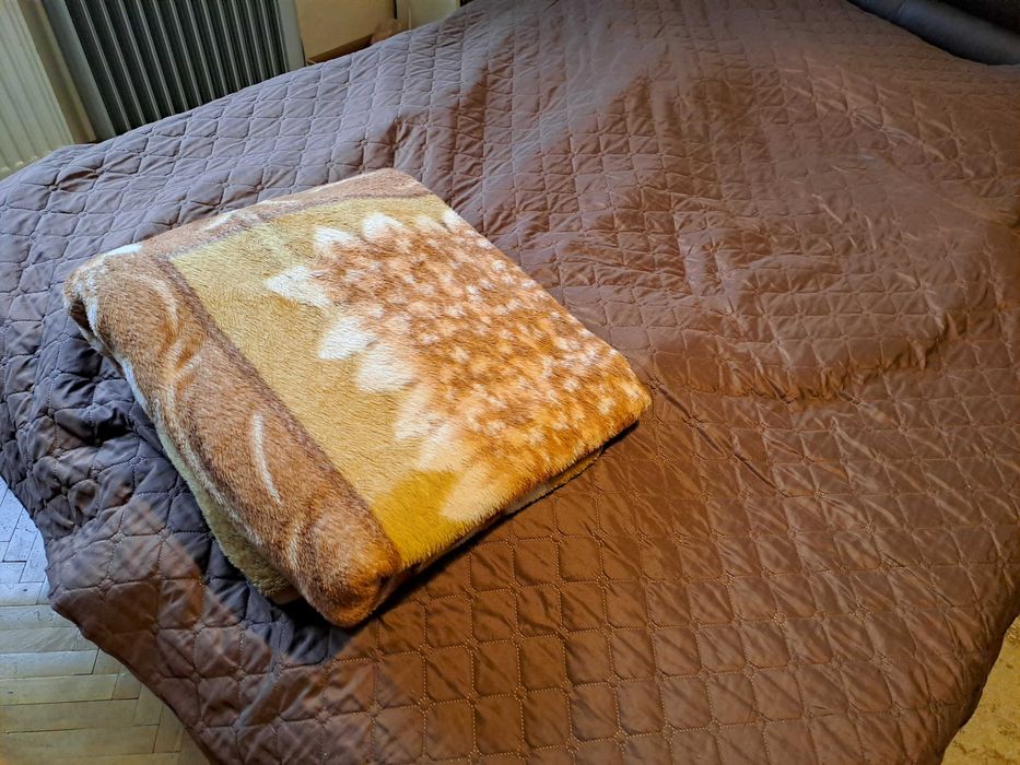 Меко адеяло / покривка за креват 240х205