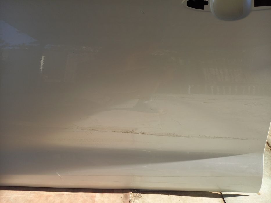 Передняя левая дверь от Corolla 2023.