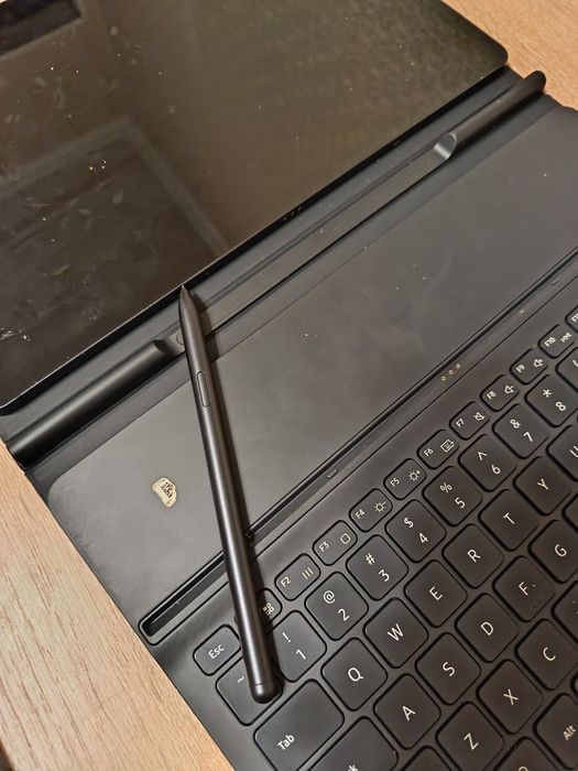 Планшет S7 FE с клавиатурой и ручкой