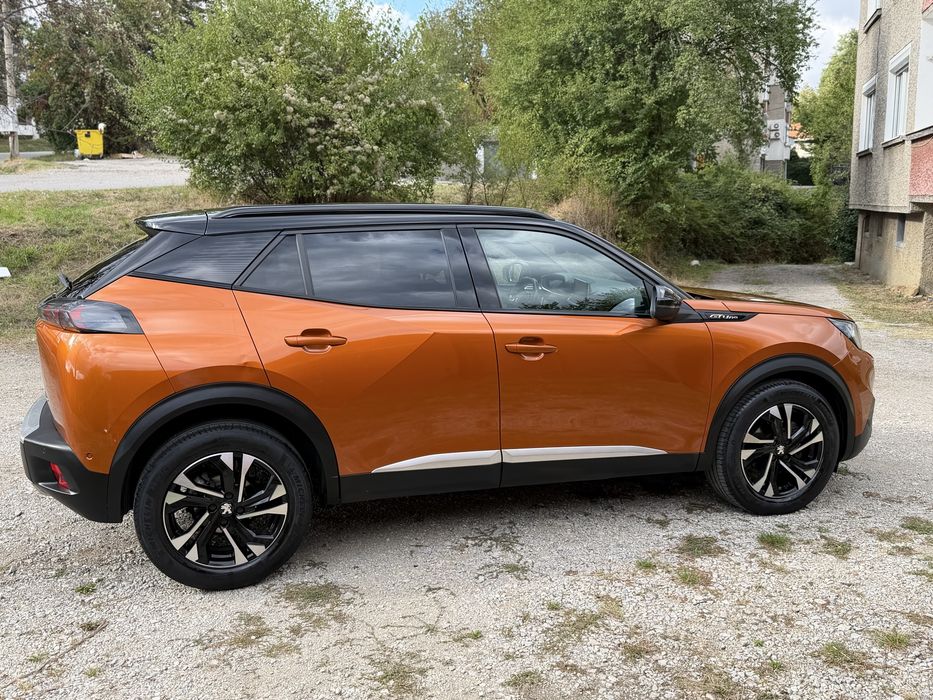 Peugeot 2008 бензин 2021г