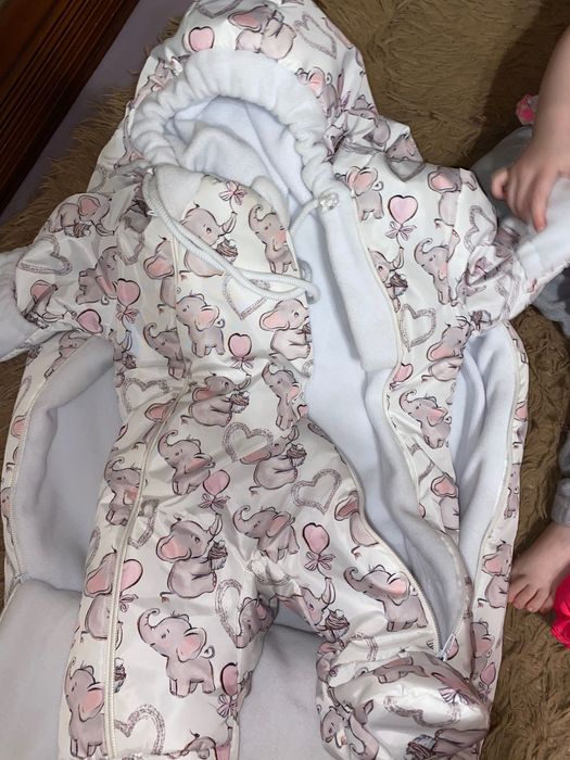 Продам детский комплект для выписки