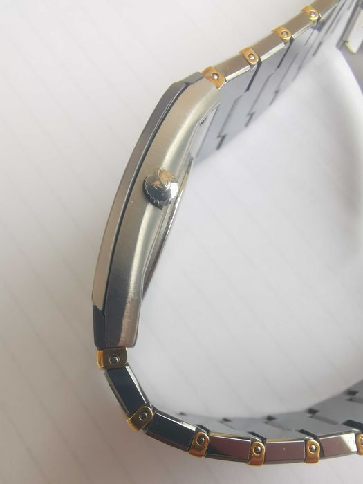 Продавам автентичен часовник Rado Anatom Jubile 152.0366.3