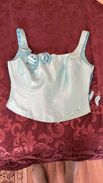 Продам Костюм 44-46