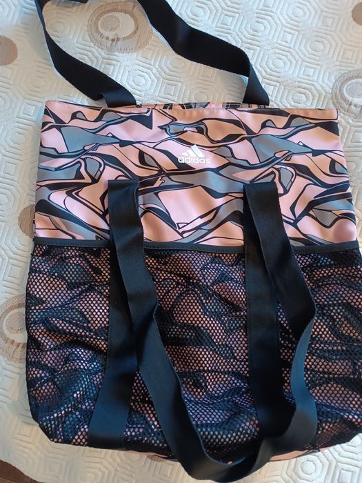 Дамска спортна чанта