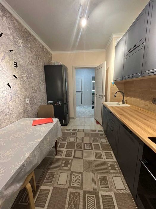 продаю двухкомнатную квартиру