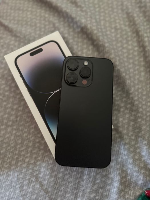 Vând iphone 14 pro
