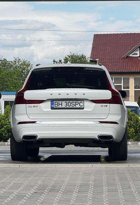 VOLVO XC60 2019 — imagine 2