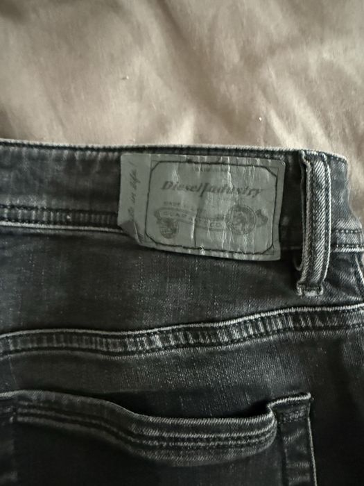 Blugi diesel w34 L30 skinny