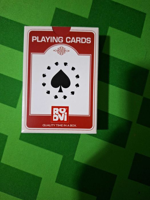 Carti de joc profesionale