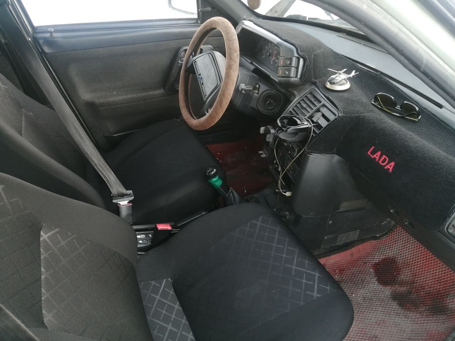 Продам ваз 2110.