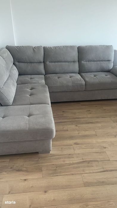 Lumina naturală pe tot parcursul zilei .