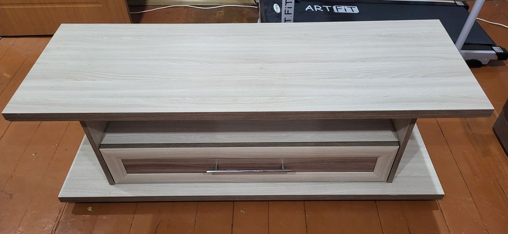 Тумбочка под телевизор