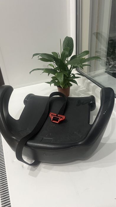 Детское автокресло-бустер