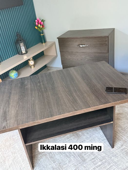 Srochno sotiladi! Stol-Kamod